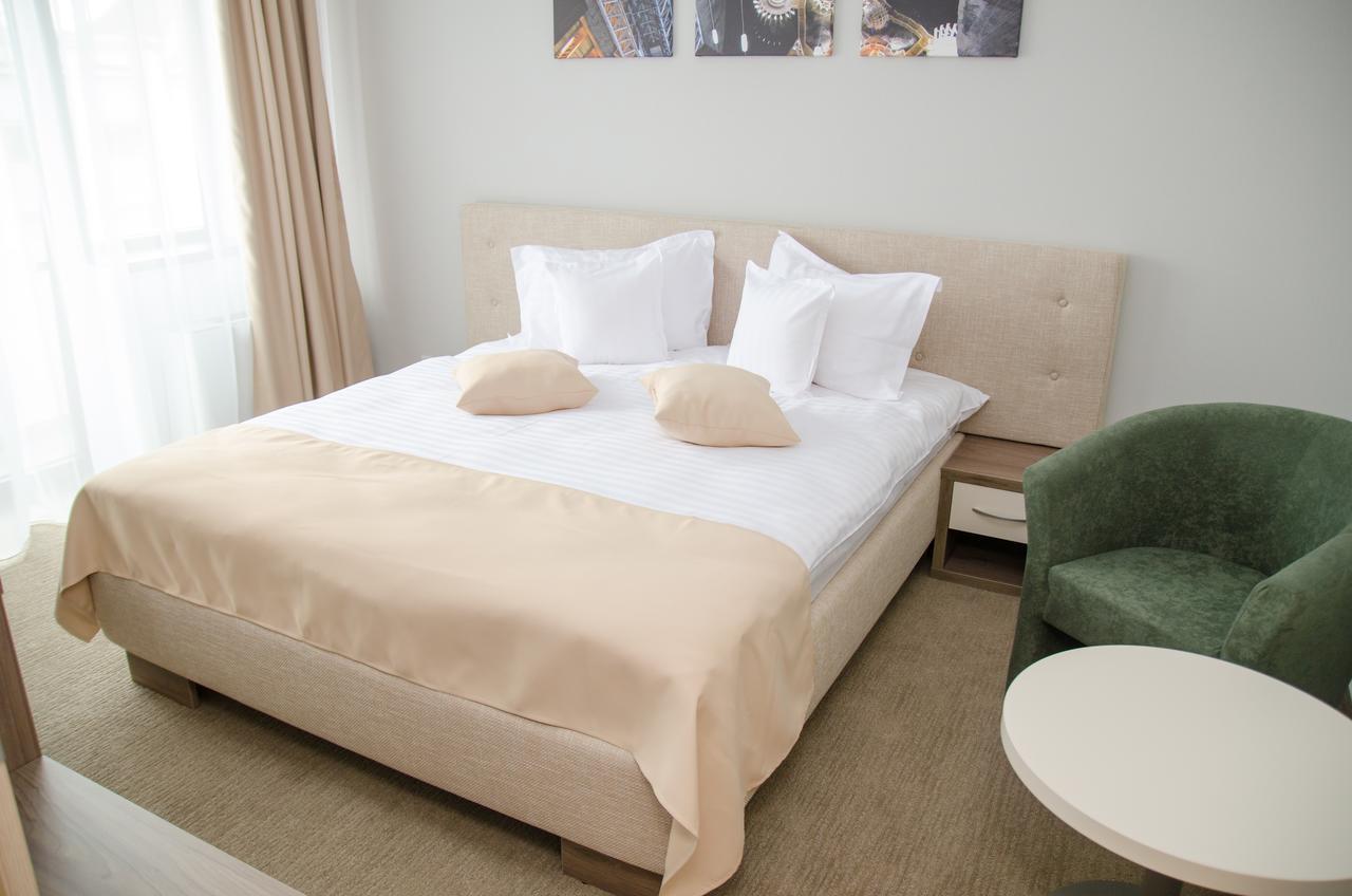 Potaissa Hotel Turda Dış mekan fotoğraf
