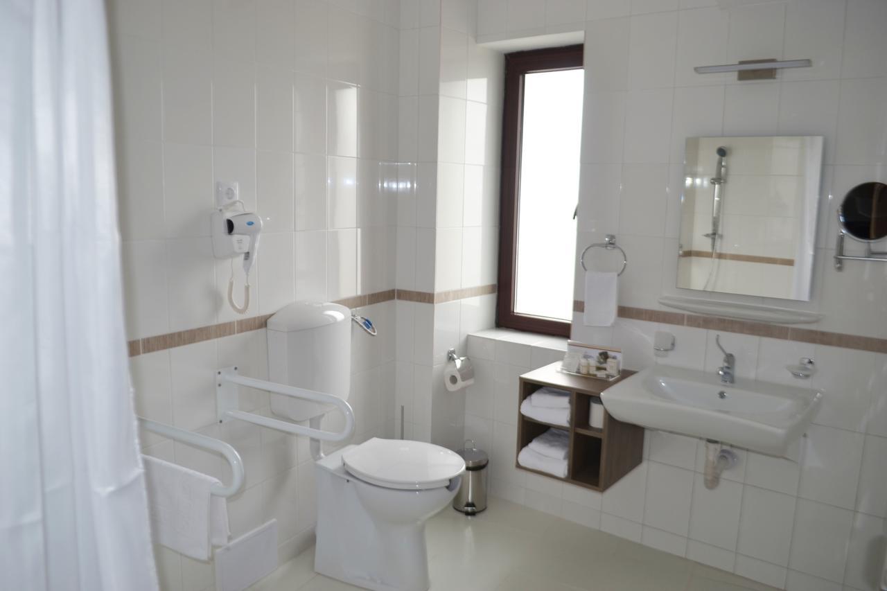 Potaissa Hotel Turda Dış mekan fotoğraf